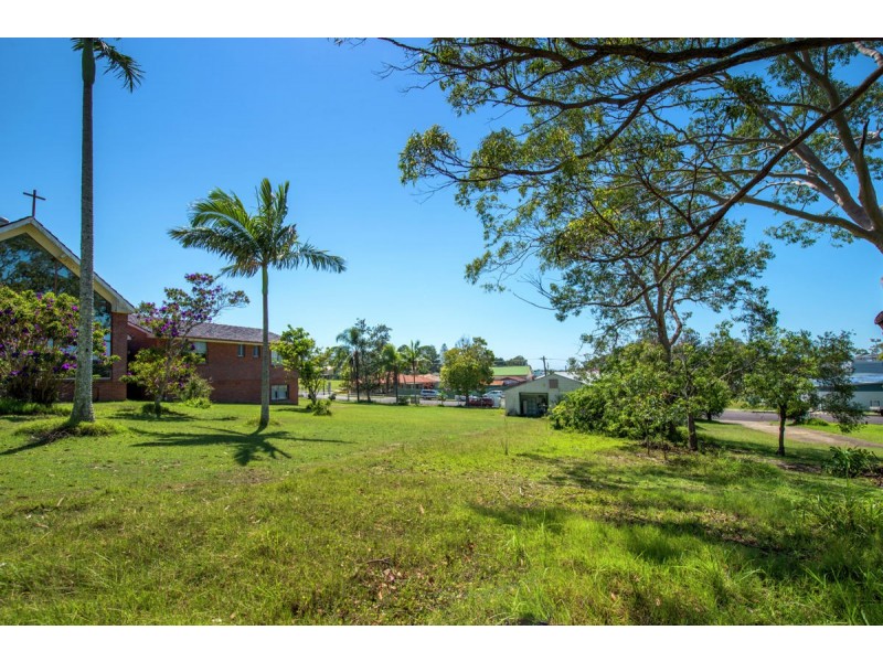 17 Orara Street, Urunga NSW 2455