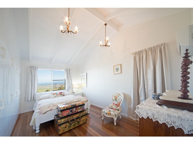 127 Camm Road, Mount Julian QLD 4800