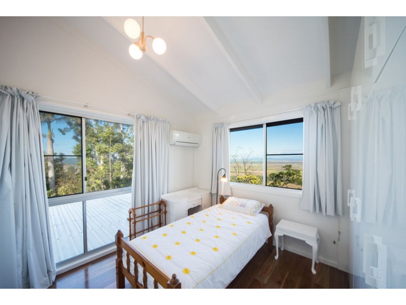 127 Camm Road, Mount Julian QLD 4800