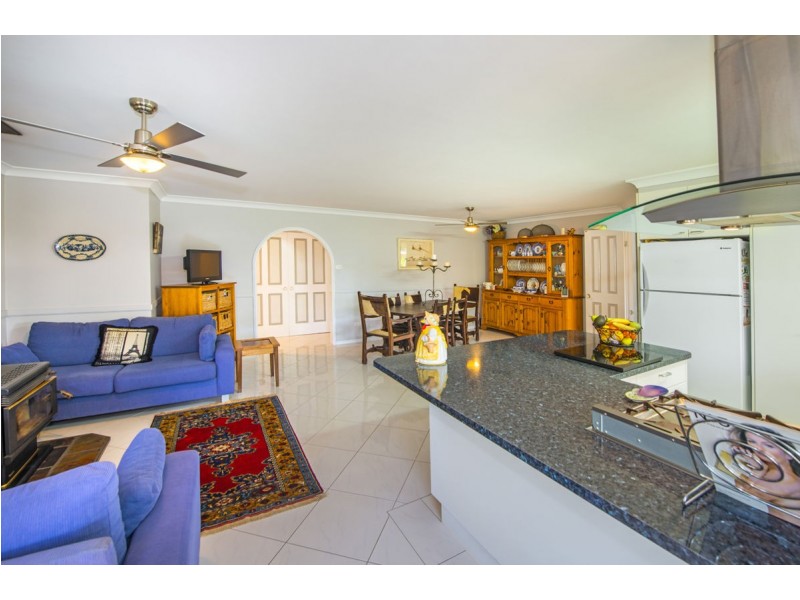 15 George Hewitt Close, Bellingen NSW 2454