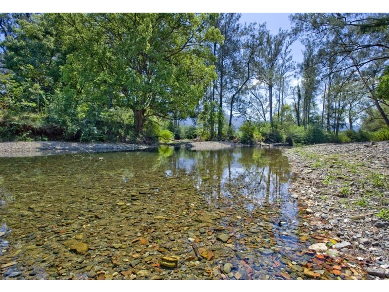 48 John Locke Place, Bellingen NSW 2454