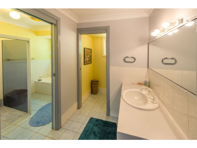 2 Endeavour Drive, Bellingen NSW 2454