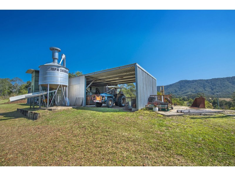 205 Mitchells Road, Valla NSW 2448