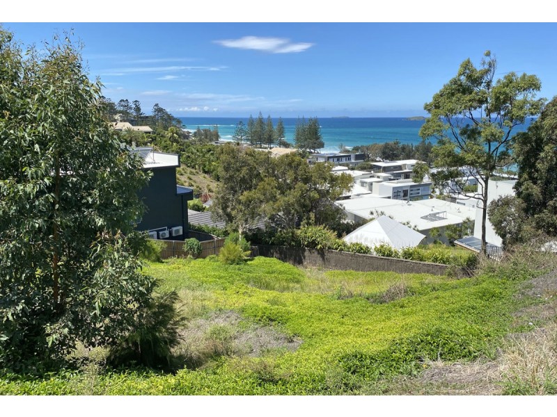 54 Coachmans Cl, Sapphire Beach NSW 2450