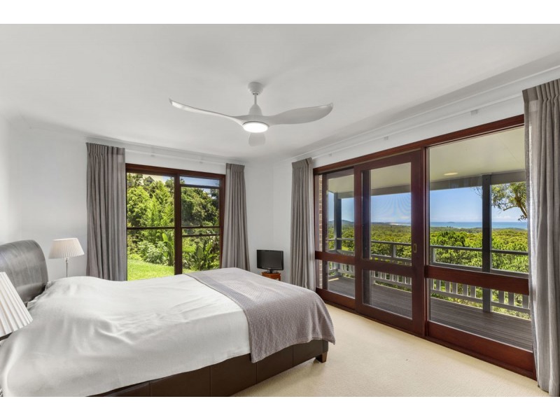 82 Gaudrons Road, Sapphire Beach NSW 2450