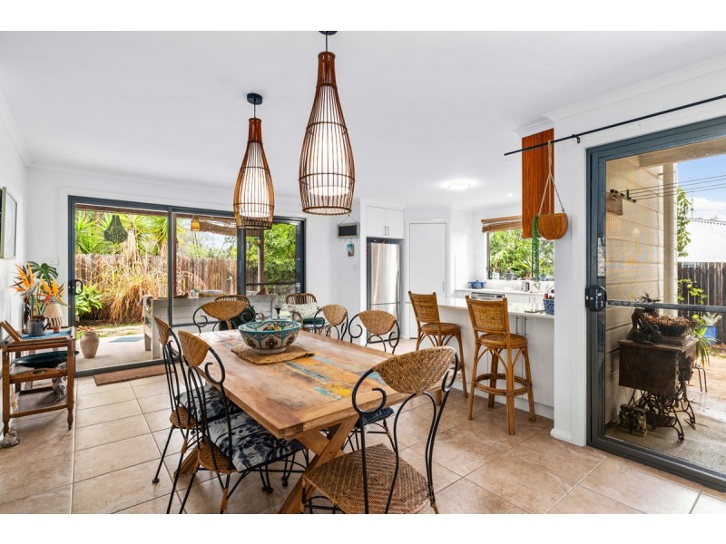 8 Figwood Drive, Bellingen NSW 2454