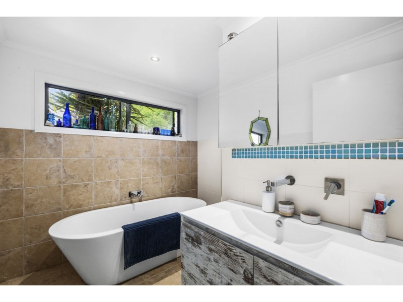 8 Figwood Drive, Bellingen NSW 2454