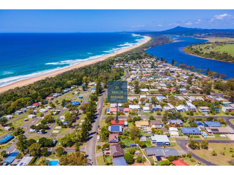 25 Beach Parade, Mylestom NSW 2454