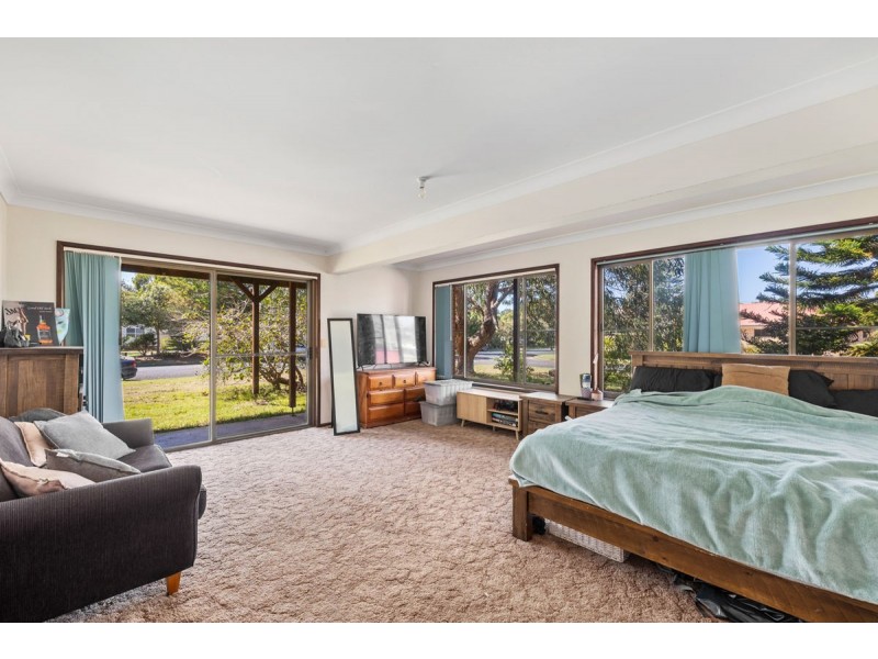 25 Beach Parade, Mylestom NSW 2454