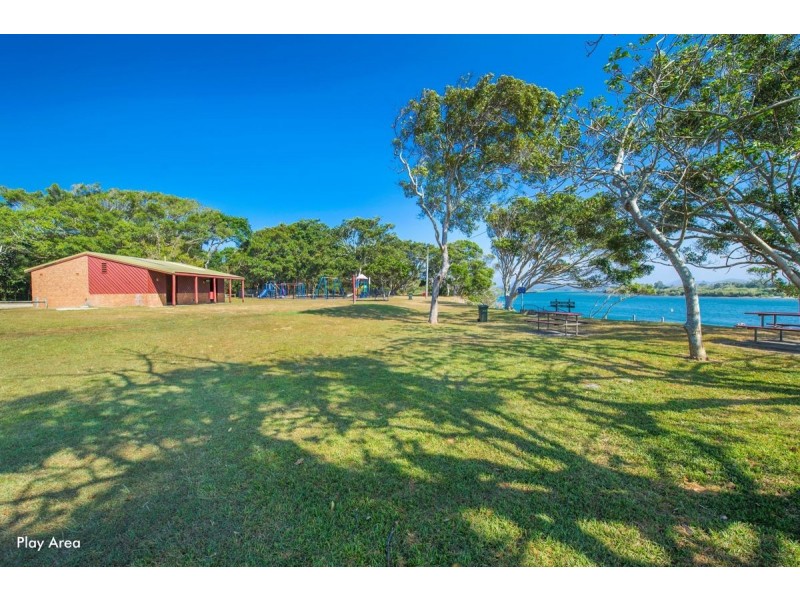 25 Beach Parade, Mylestom NSW 2454