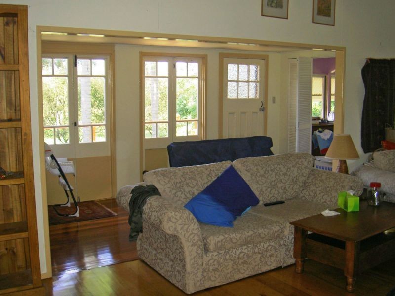 Blackbutt QLD 4306
