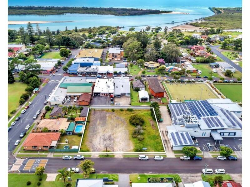 16 Orara Street, Urunga NSW 2455