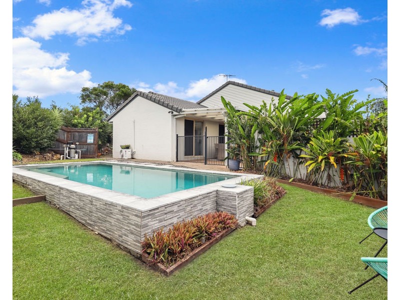 3 Bellbrook Close, Robina QLD 4226