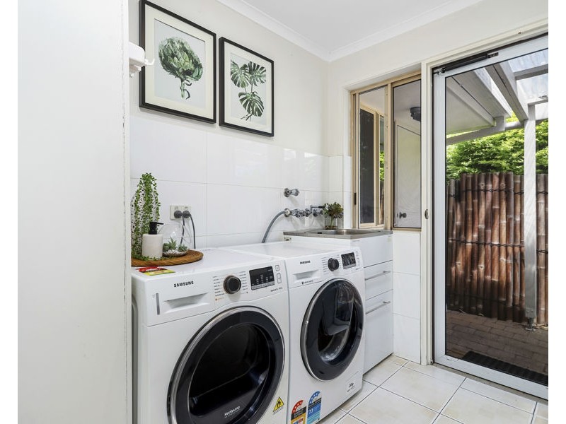 3 Bellbrook Close, Robina QLD 4226