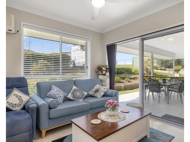 17 Rowe Drive, Macksville NSW 2447