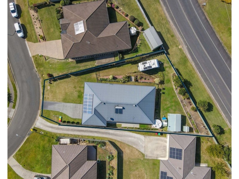 17 Rowe Drive, Macksville NSW 2447