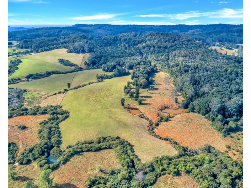 61 Lowanna Road, Lowanna NSW 2450