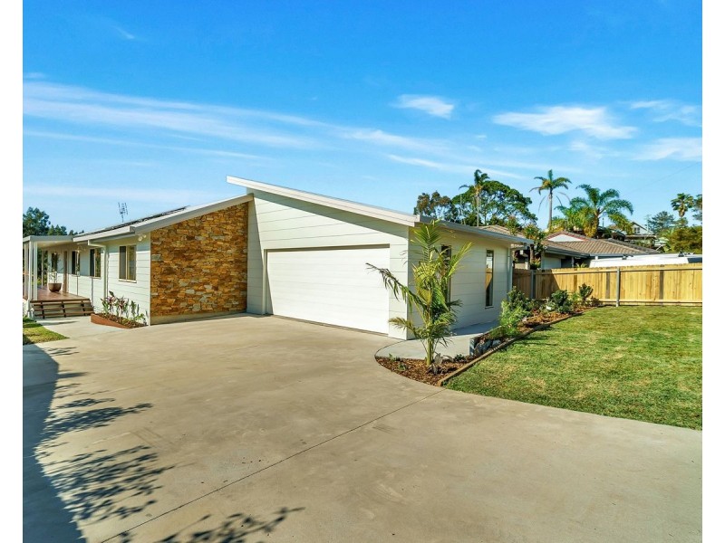 56 Ocean View Road, Arrawarra Headland NSW 2456