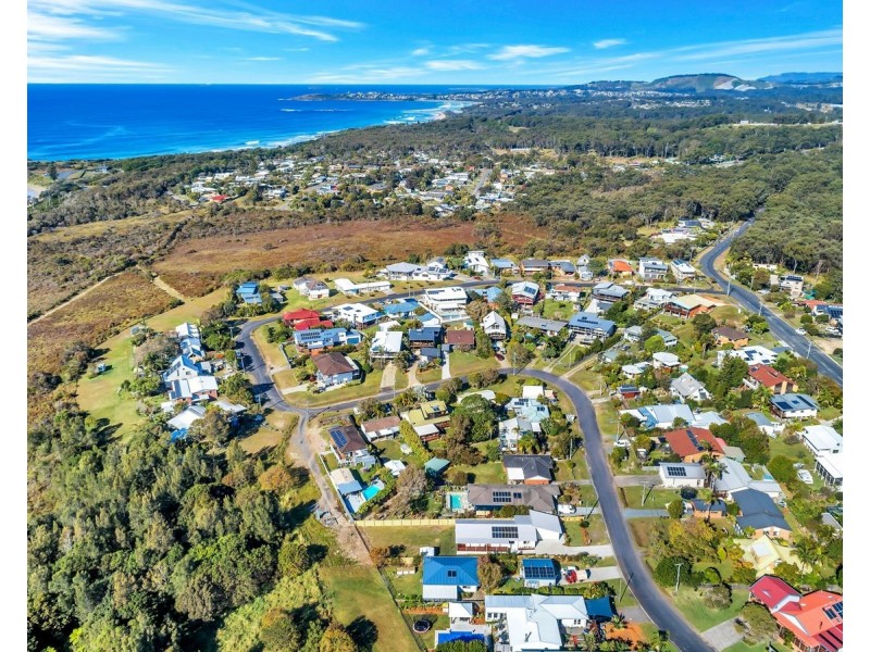 56 Ocean View Road, Arrawarra Headland NSW 2456