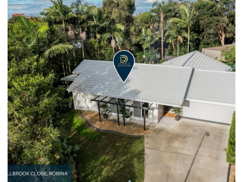 6 Bellbrook Close, Robina QLD 4226