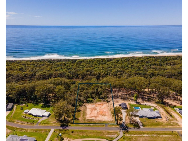 121 Pearl Circuit, Valla NSW 2448