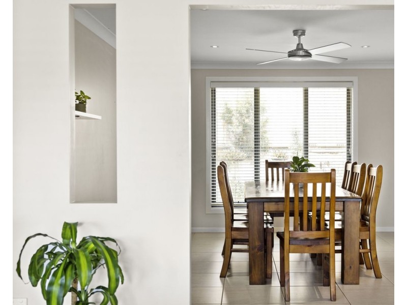 12 Preston Drive, Macksville NSW 2447