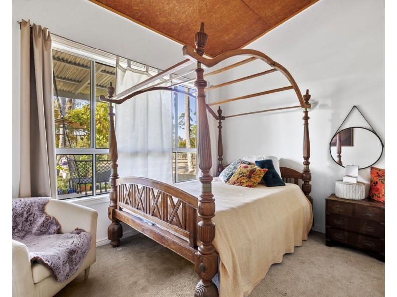 1098 Crescent Head Road, Crescent Head NSW 2440