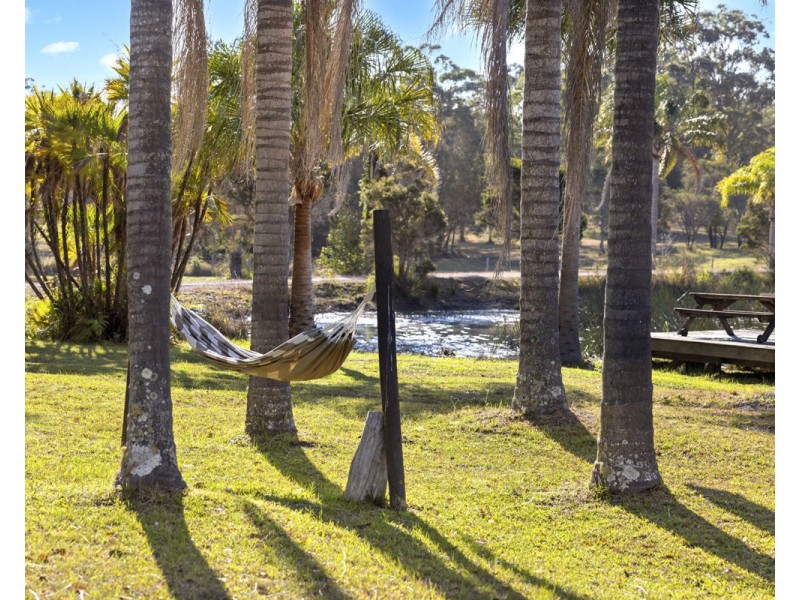 1098 Crescent Head Road, Crescent Head NSW 2440