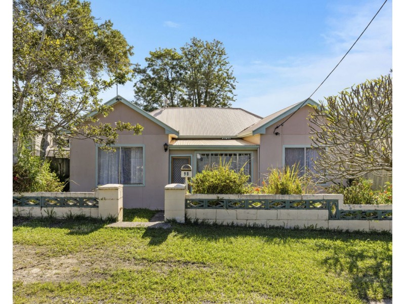 96-98 Old Pacific Highway, Raleigh NSW 2454