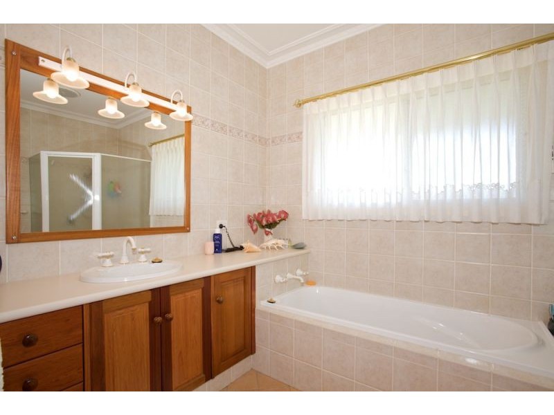 75 Hains Lane, Bellingen NSW 2454