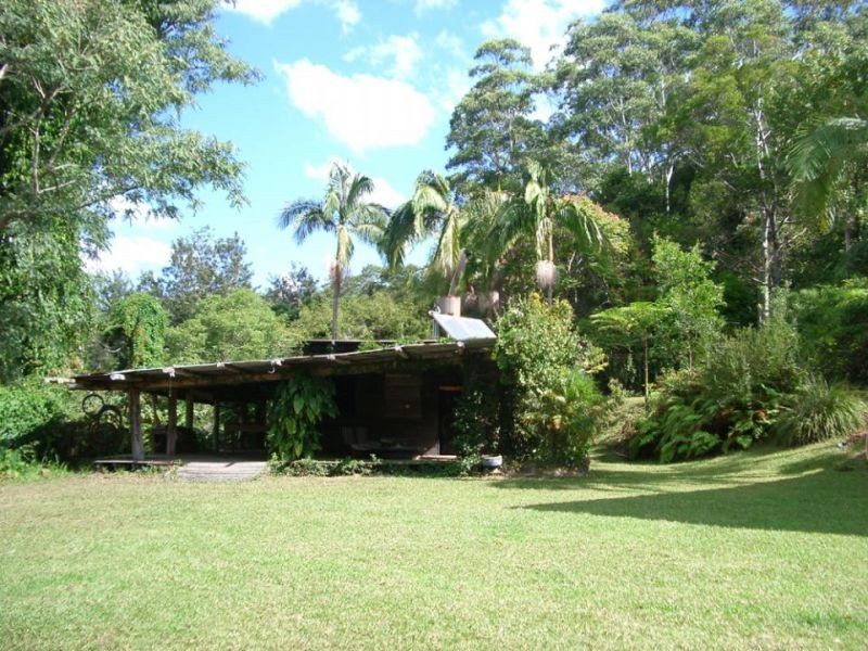 723 Rowlands Creek Road, Uki NSW 2484