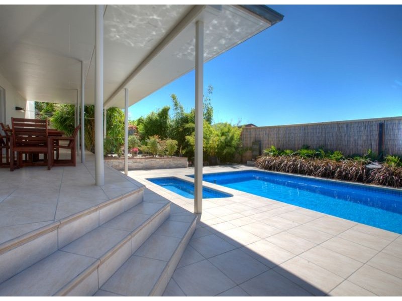 17 Macauleys Headland Drive, Coffs Harbour NSW 2450