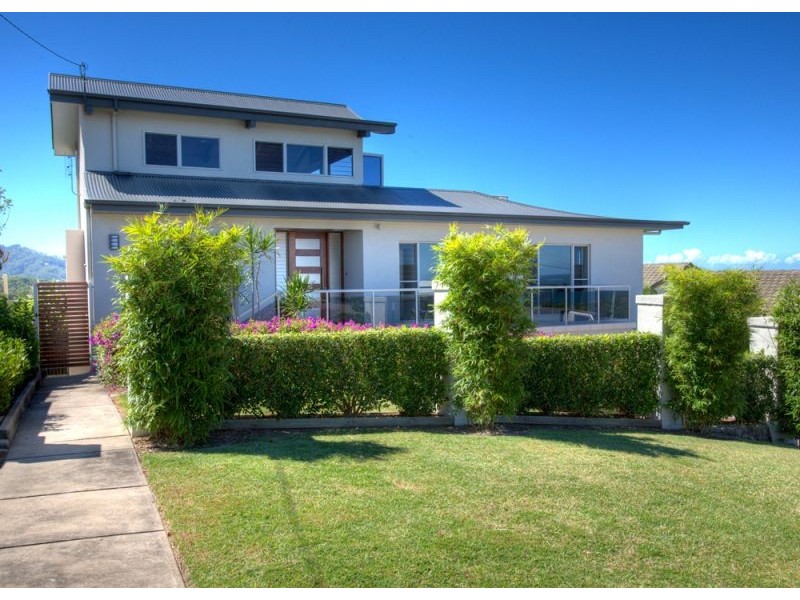 17 Macauleys Headland Drive, Coffs Harbour NSW 2450