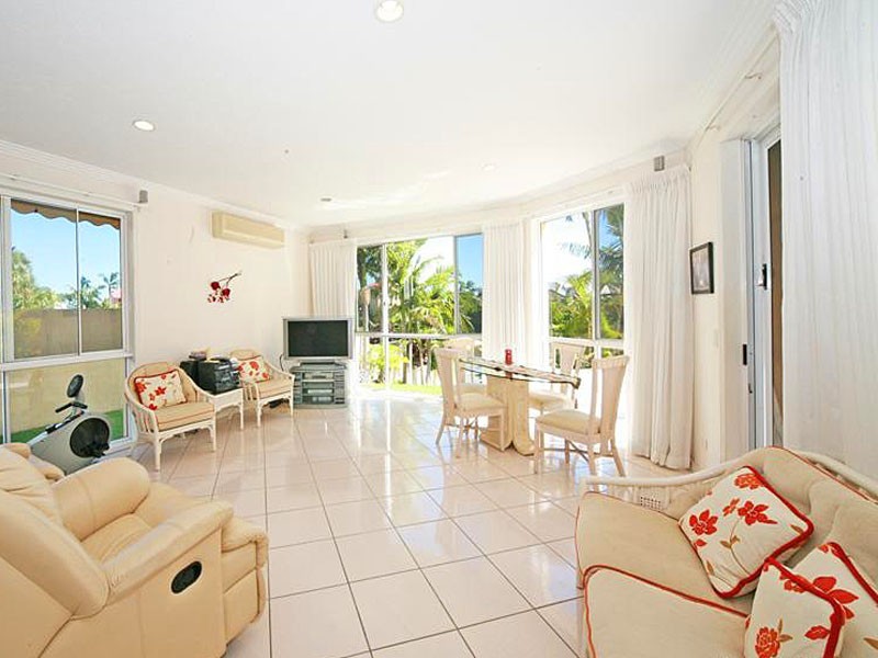 Benowa QLD 4217