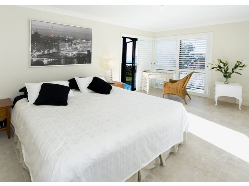 32 Vista Way, Scotts Head NSW 2447