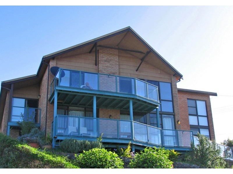 32 Vista Way, Scotts Head NSW 2447