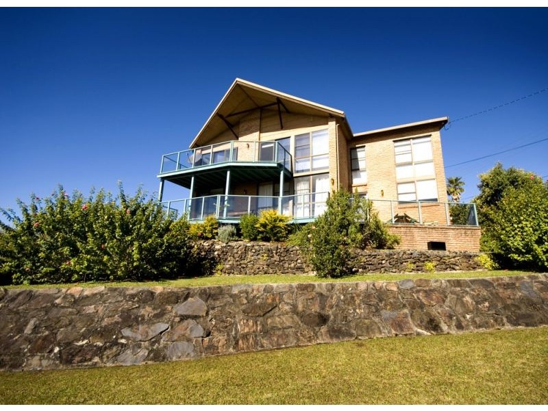 32 Vista Way, Scotts Head NSW 2447