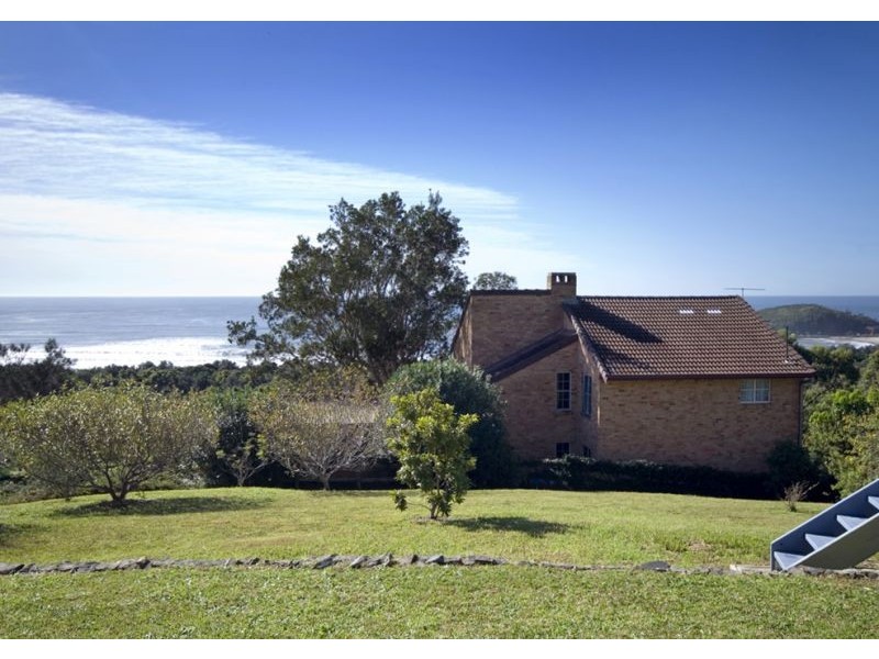32 Vista Way, Scotts Head NSW 2447