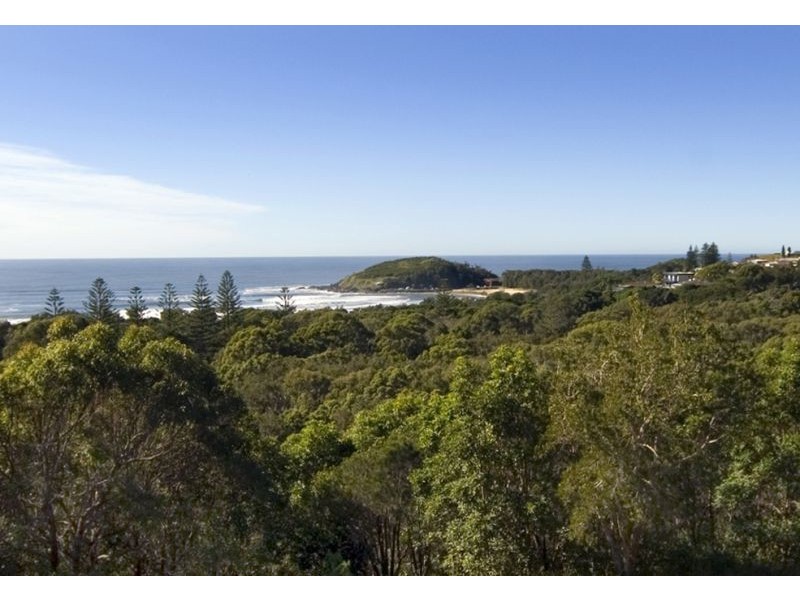 32 Vista Way, Scotts Head NSW 2447