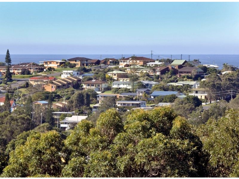 32 Vista Way, Scotts Head NSW 2447