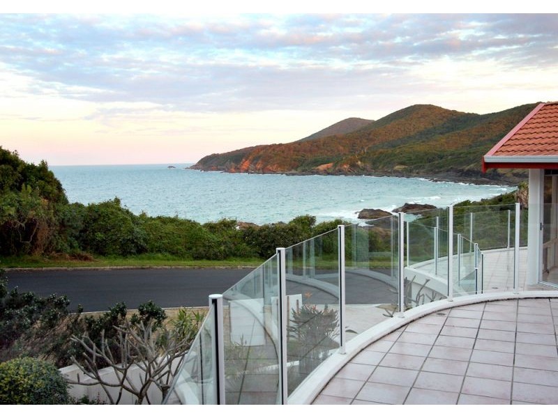 1 Burgess Road, Forster NSW 2428