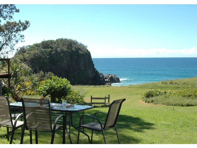 18 Matthew Street, Scotts Head NSW 2447