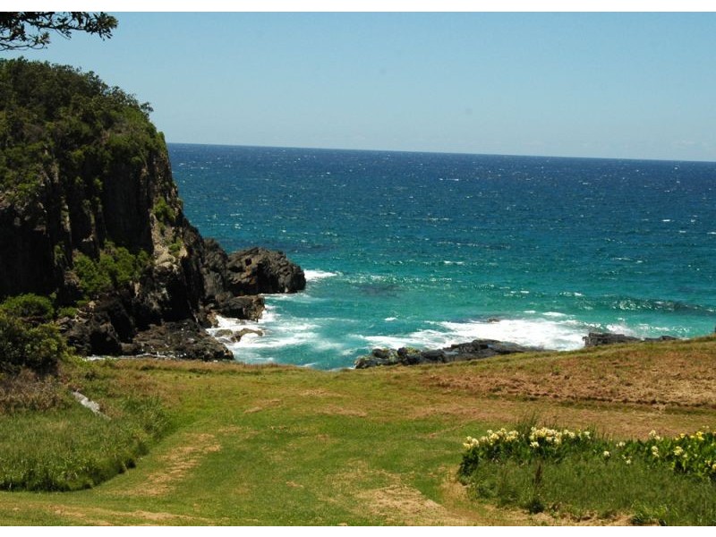 18 Matthew Street, Scotts Head NSW 2447