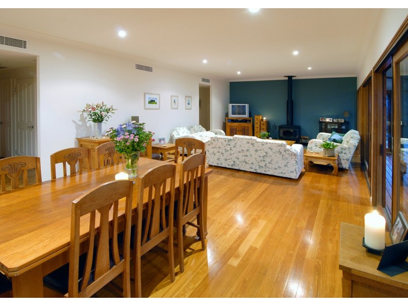 17 Caree Court, Maroochy River QLD 4561
