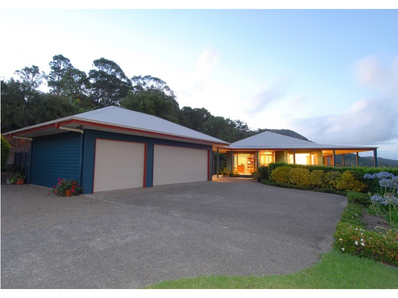 17 Caree Court, Maroochy River QLD 4561