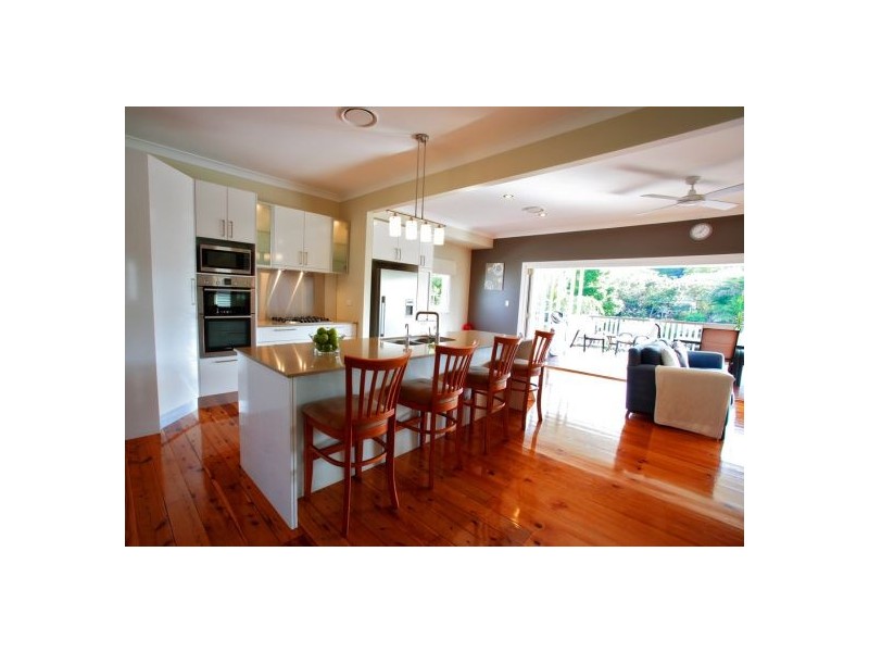 62 Bovelles Street, Camp Hill QLD 4152