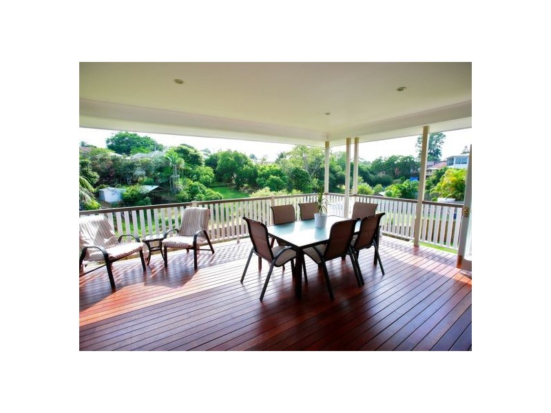 62 Bovelles Street, Camp Hill QLD 4152