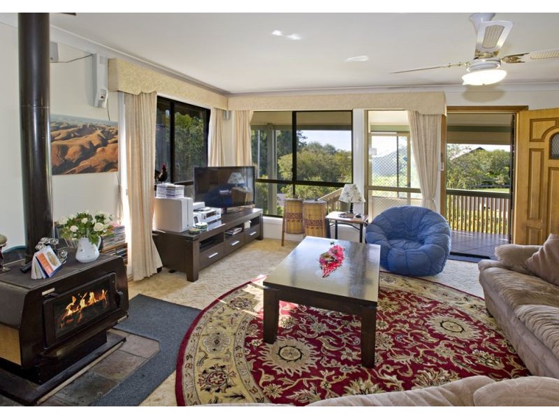 18 Endeavour Drive, Bellingen NSW 2454