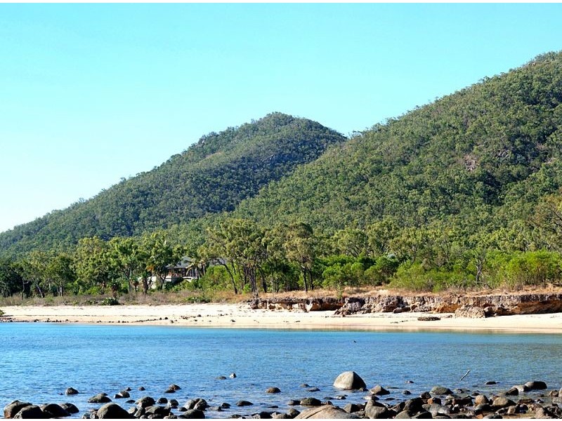 Hideaway Bay QLD 4800