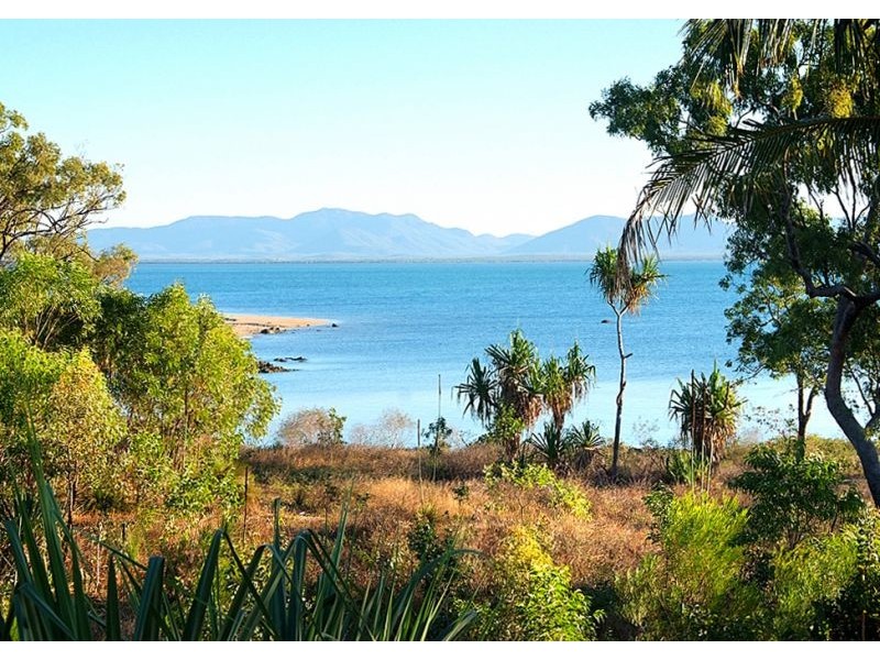 Hideaway Bay QLD 4800